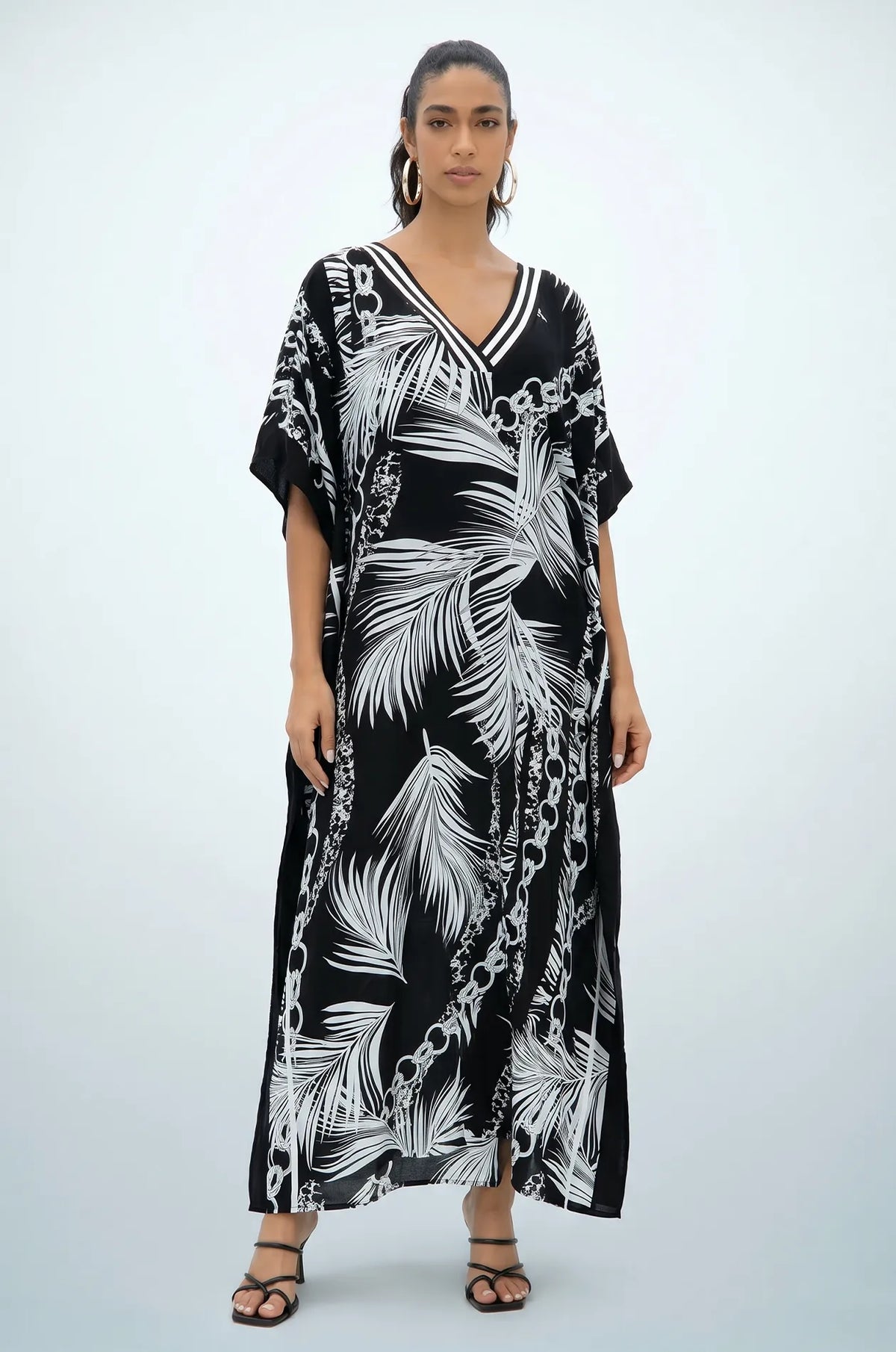 Naylara Adhara Palm Beach Kaftan Black – Front View Studio Shot