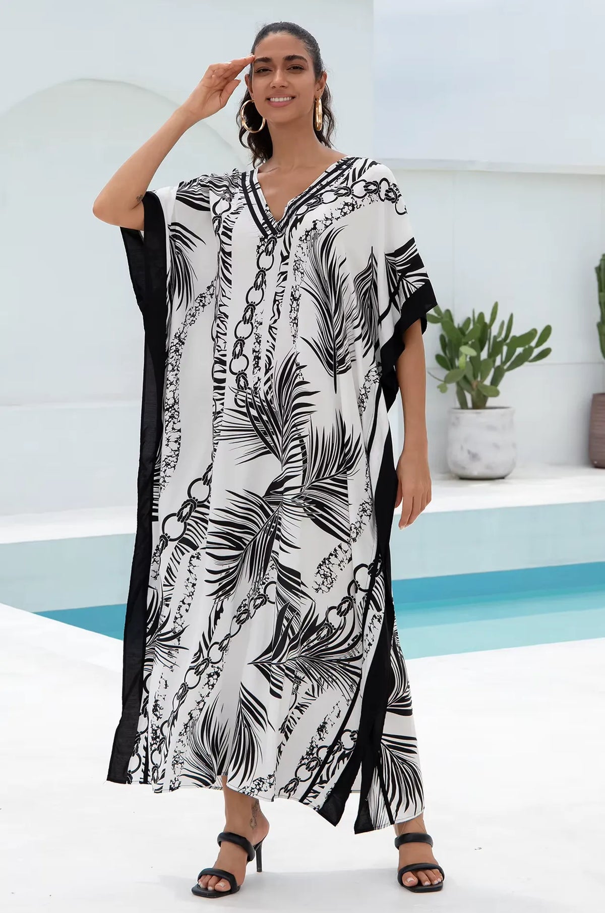 Naylara Adhara Palm Beach Kaftan White – Front View Outdoor Resort