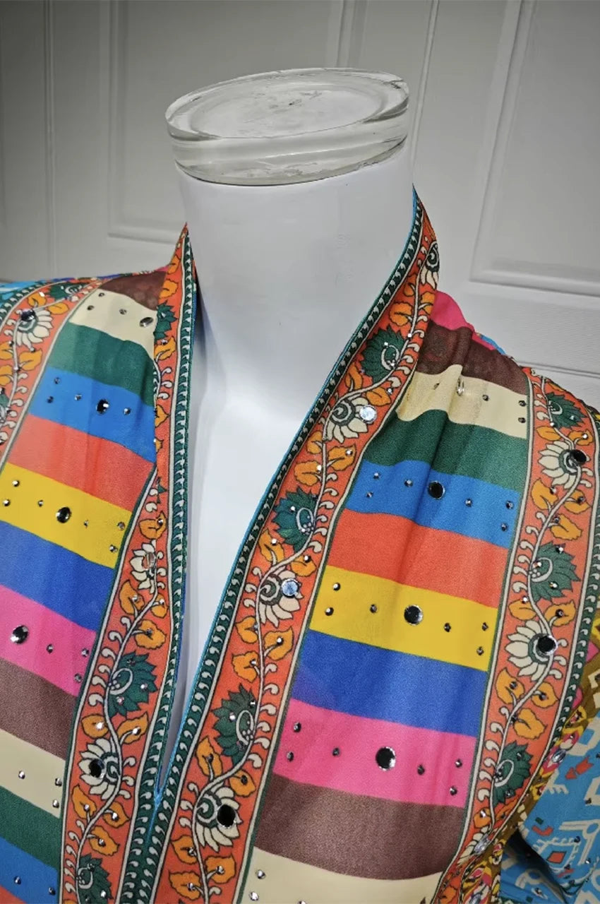 Fabric close-up of sleeve and border details